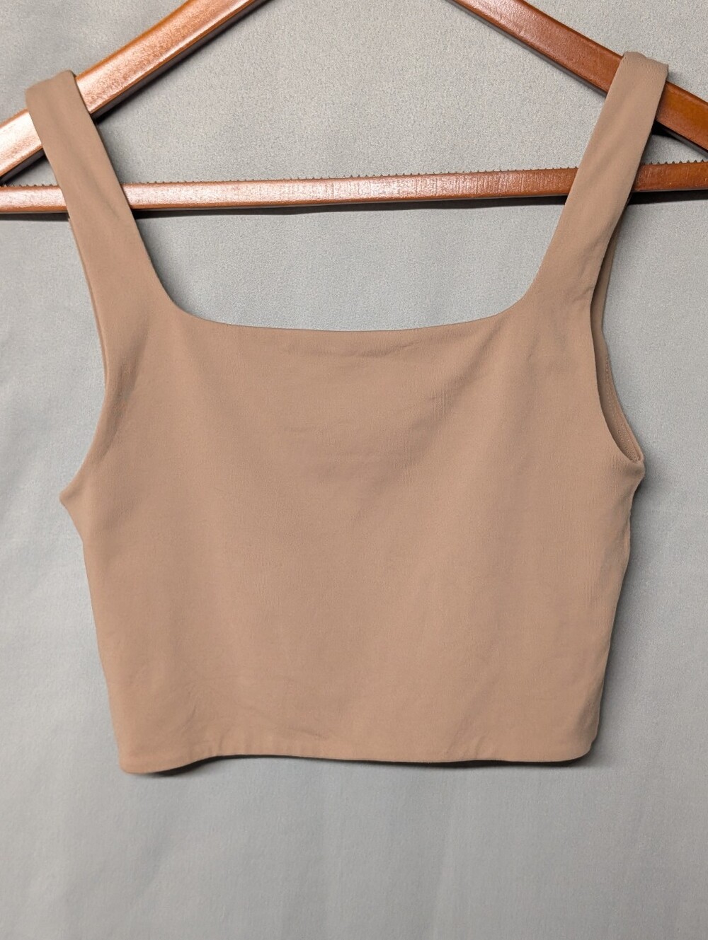 Aritzia Babaton Sculpt Knit Squareneck Cropped Tank Size Small - Picture 4 of 6